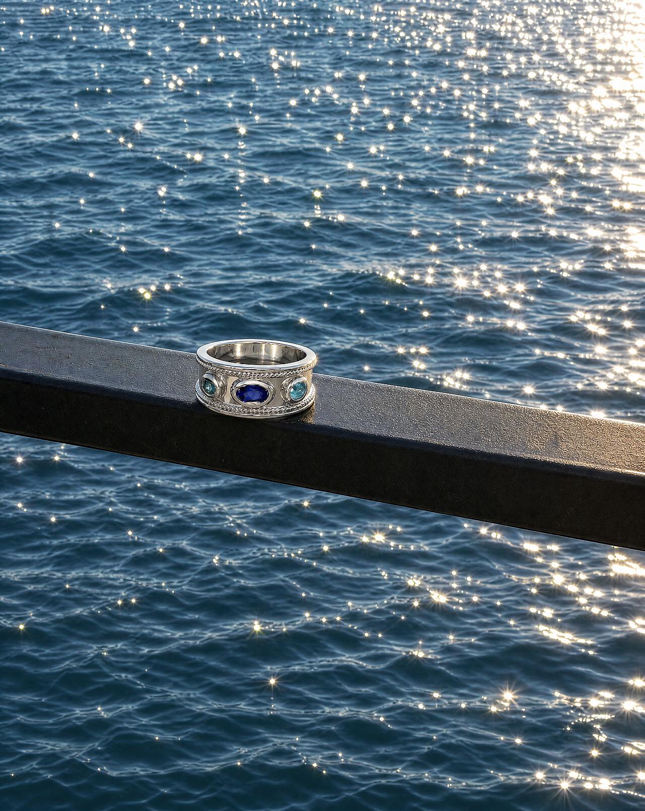Silver Ring Katana with Tanzanite & natural blue Zircon