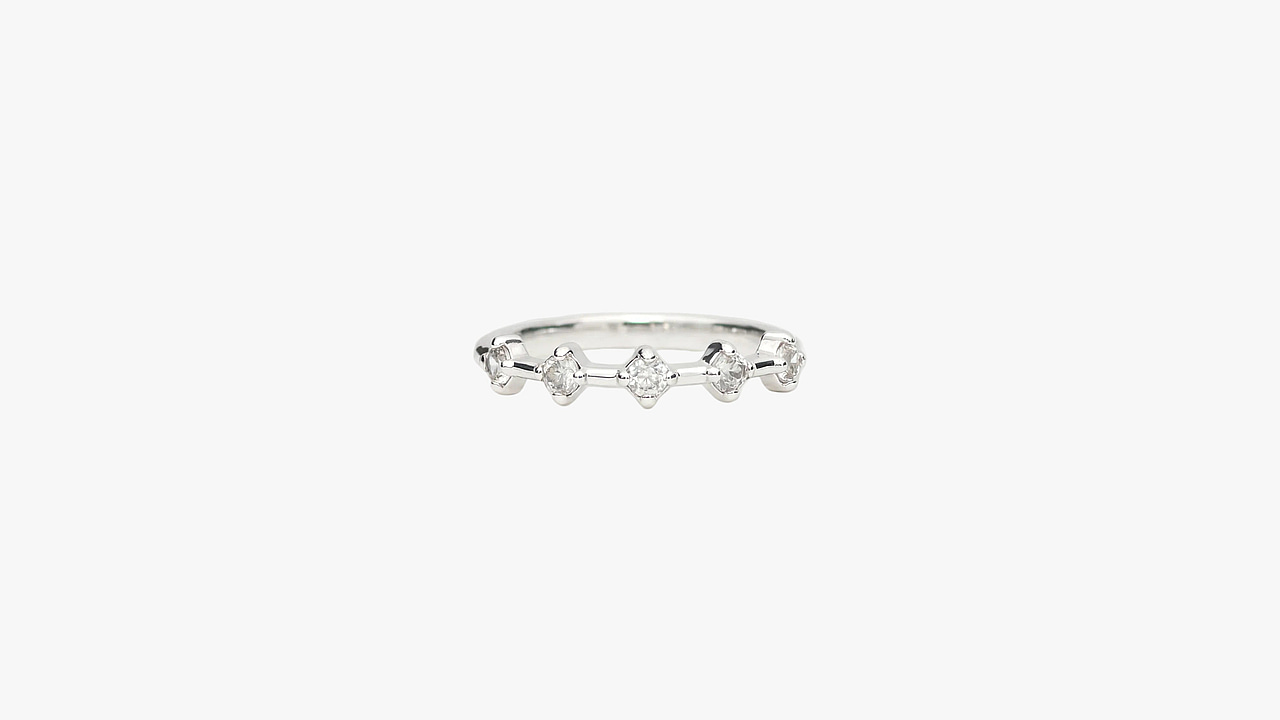Gap band Silver Ring with natural Zircon