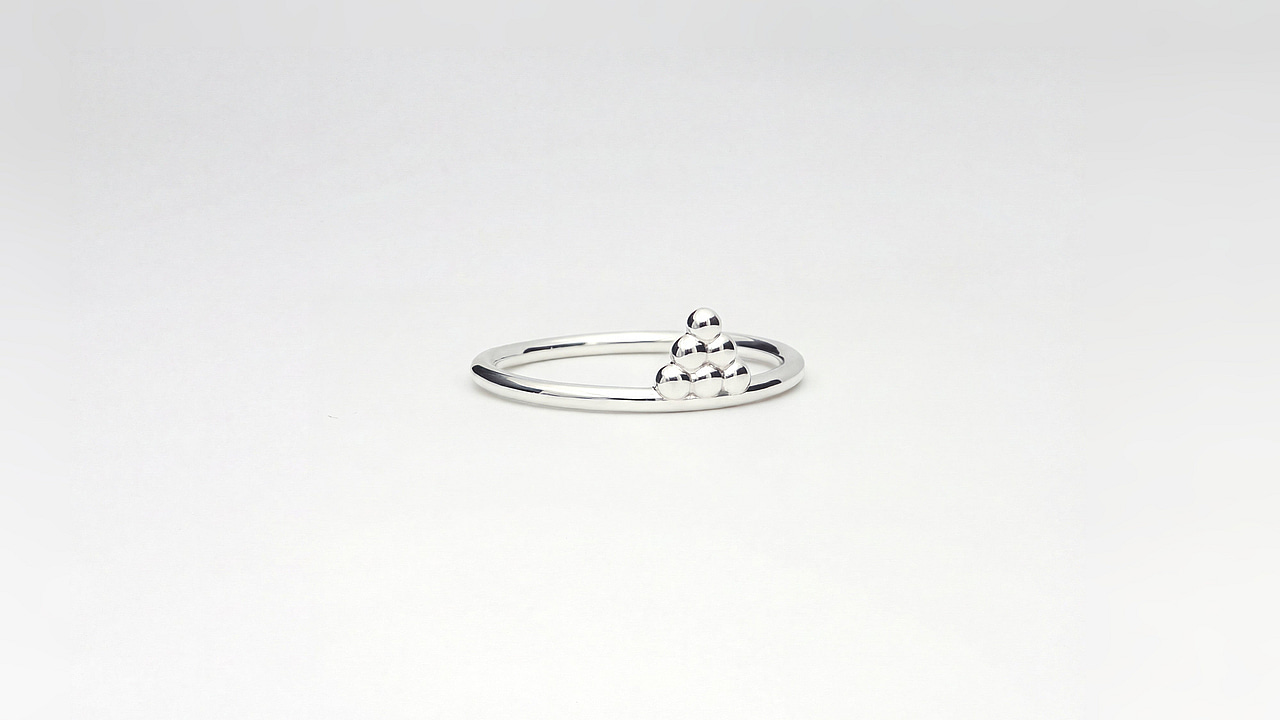 Dot triangle boho Silver Ring - view 2