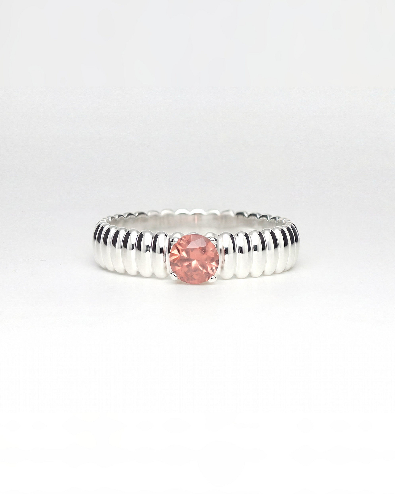 Elipse Ring mit Grossular-Granat